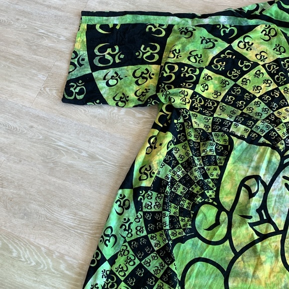 Roc Rio Designs Kimono with hood by Lee Rickie. OS. - Picture 8 of 9